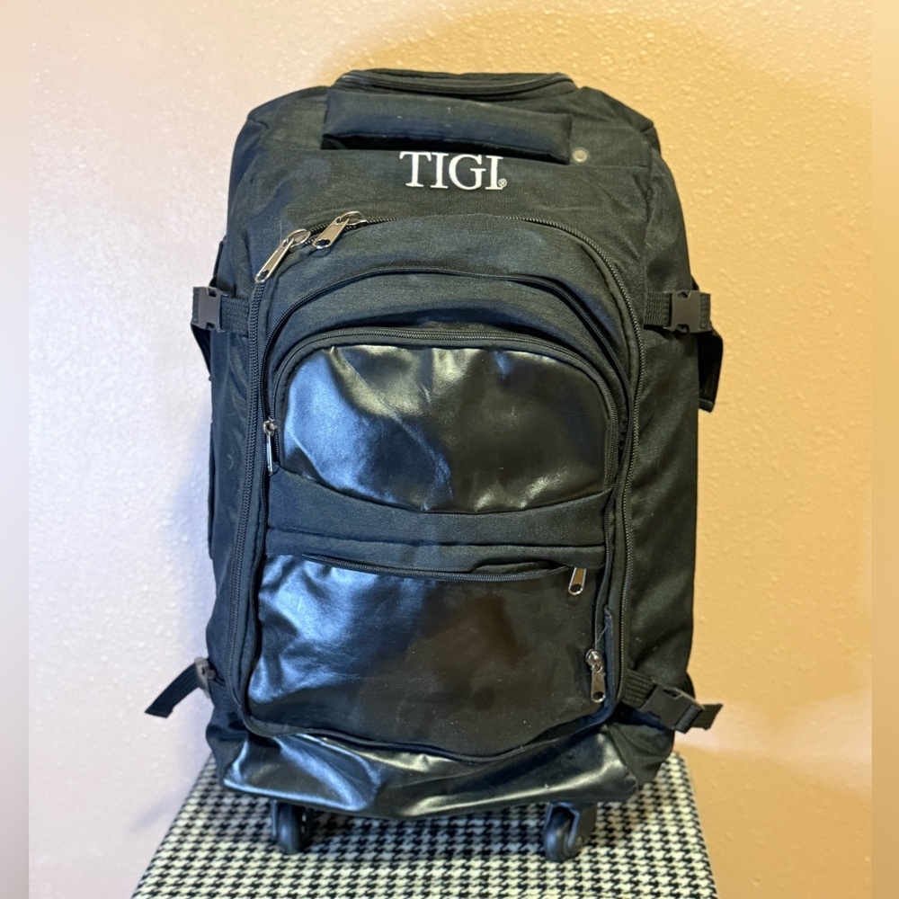 Mobile Cosmologist XL TIGI Travel Bag